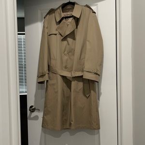 Oleg Cassini men’s trench coat